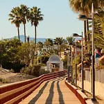 Holiday Home First Line Beach With Direct Access To The Pool And Private Garden