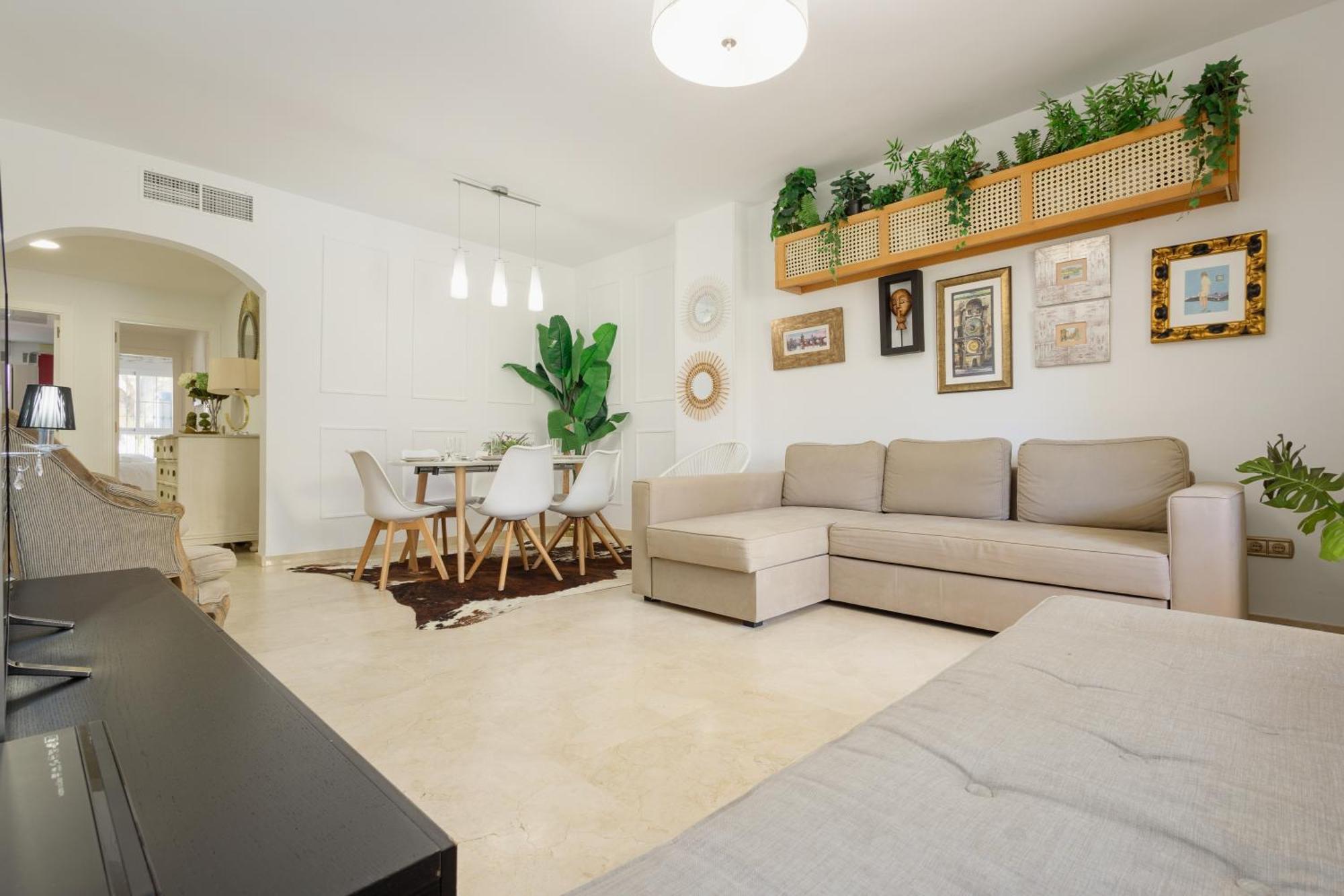 Apartamento First Line With Direct Access To The Pool And Private Garden
