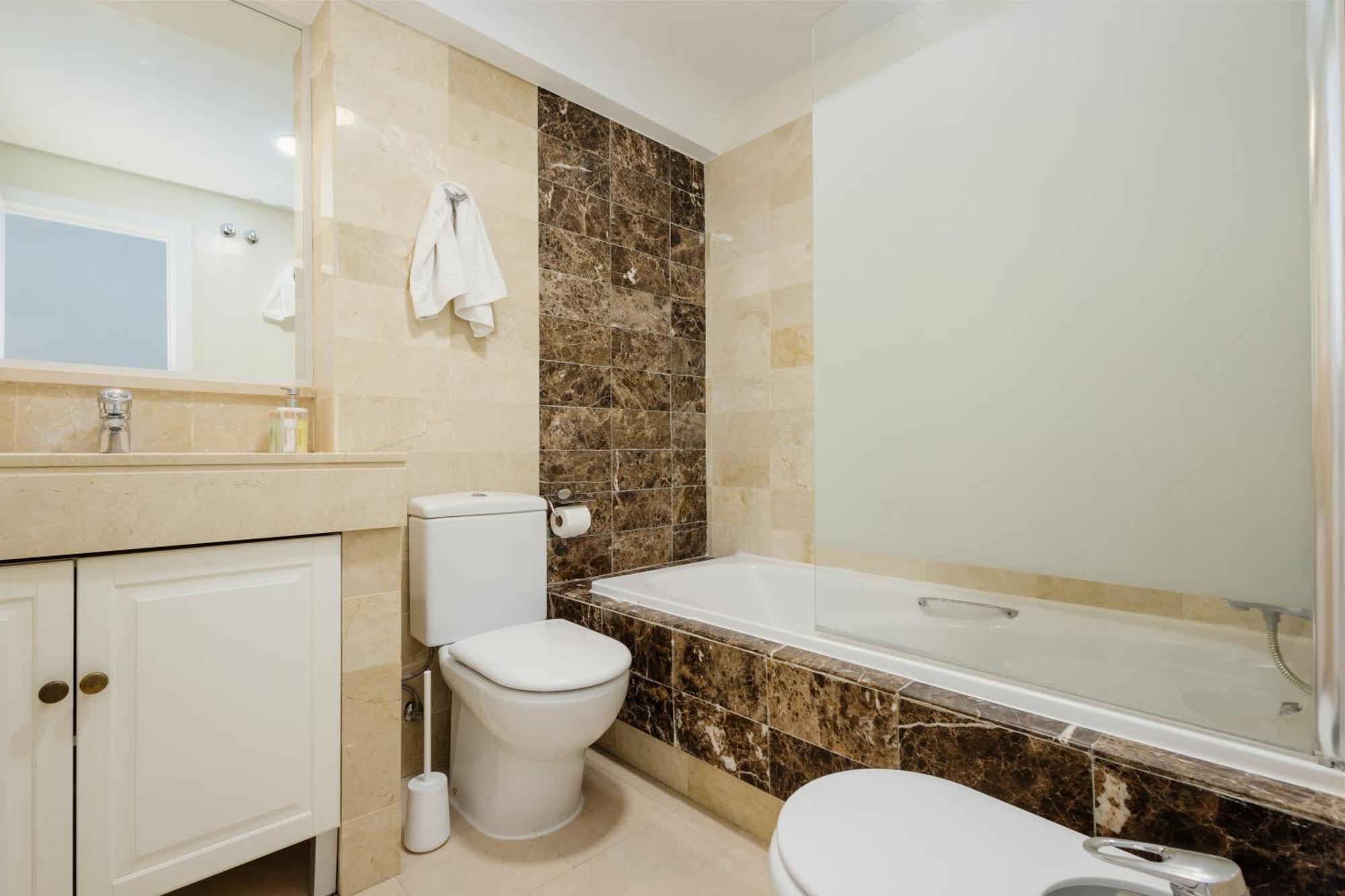 Apartamento First Line With Direct Access To The Pool And Private Garden Marbella